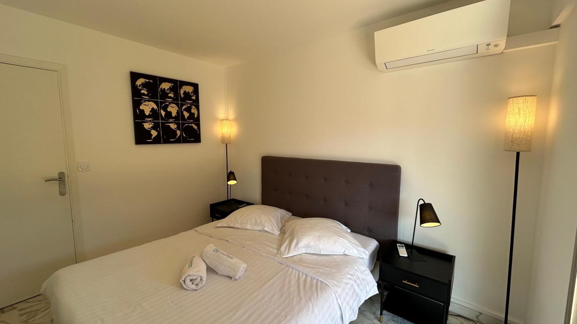 Appartamento A083 - Modern & Bright - Center *