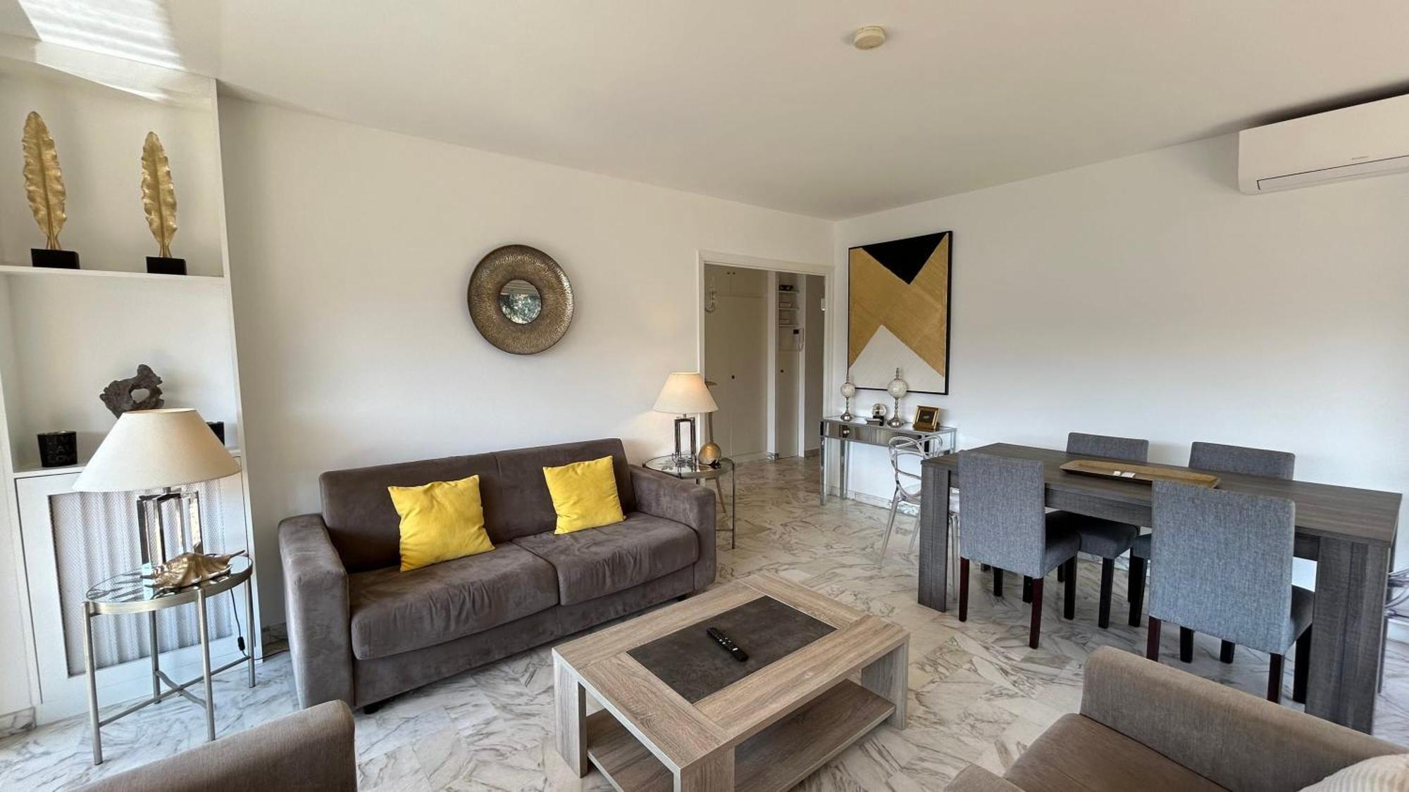 A083 - Modern & Bright - Center Appartamento Cannes