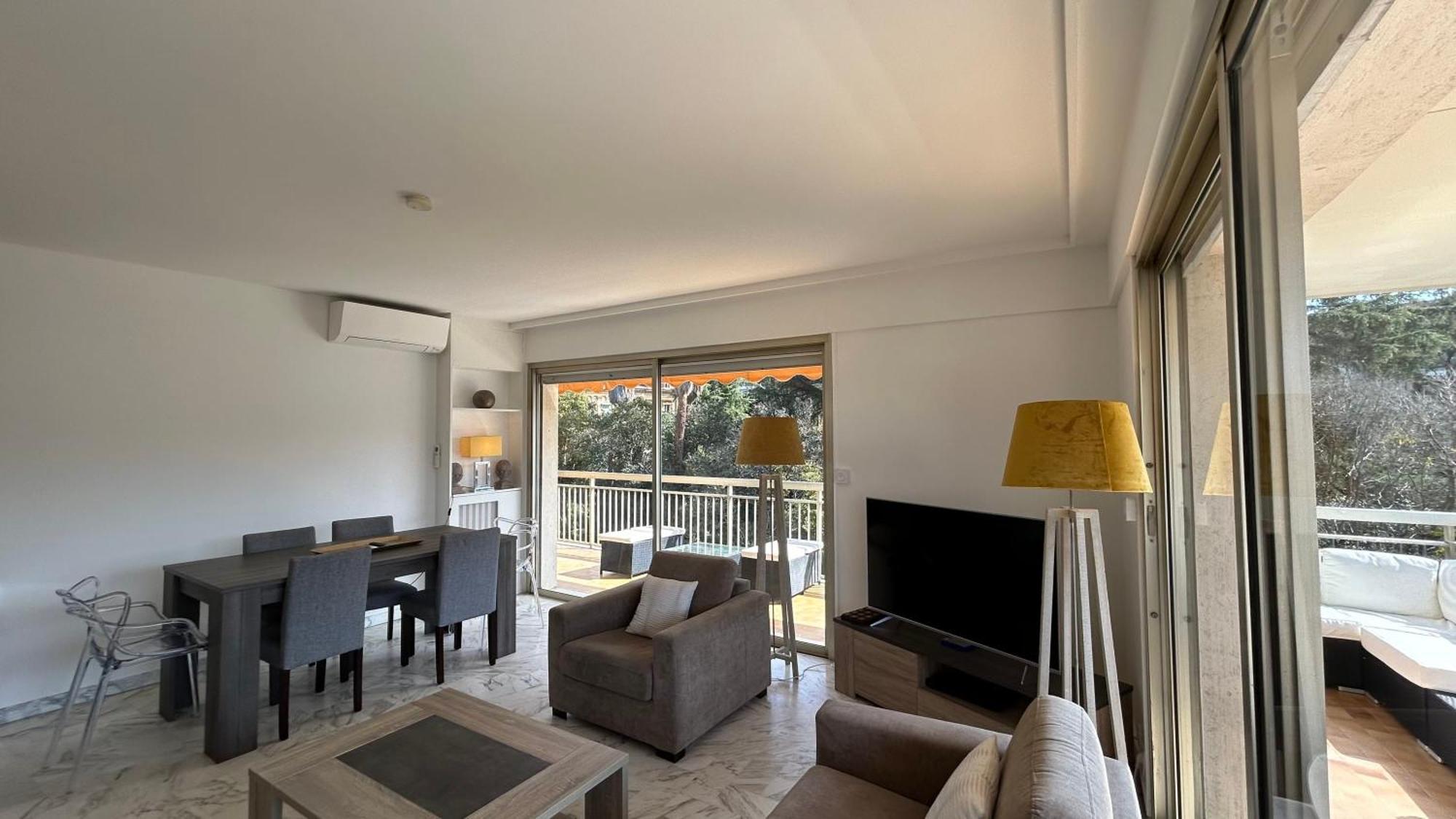 A083 - Modern & Bright - Center Appartamento Cannes