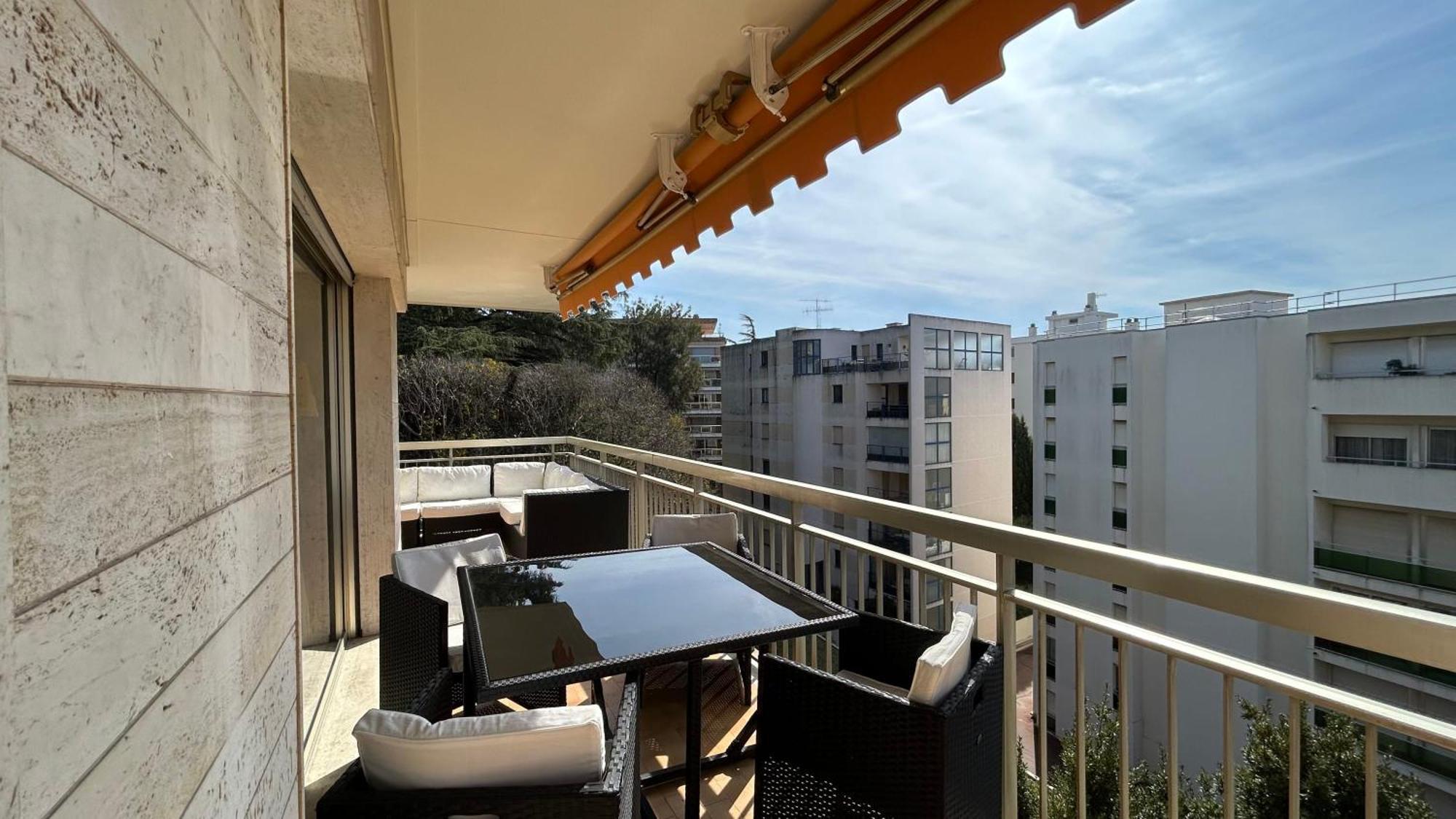 A083 - Modern & Bright - Center Appartamento Cannes